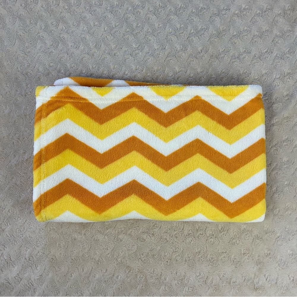 RN 119741 Yellow Orange Chevron Baby Blanket White Zig Zag Stripes